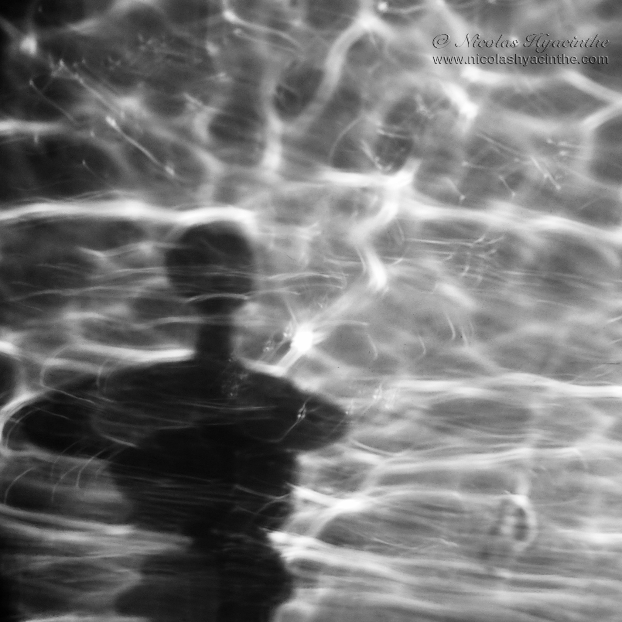 lightdealer by nicolas hyacinthe